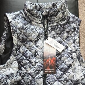 Kyodan Women's Quilted Vest in Black and White